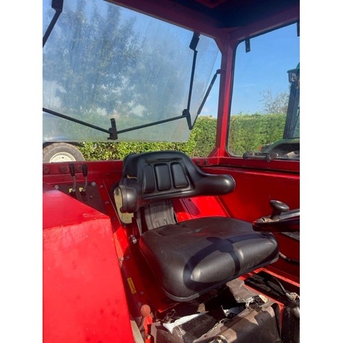 449 - Massey Ferguson 250 tractor with cab. Runs. On rear grass tyres. 5591 hours showing. Reg KYB 495Y