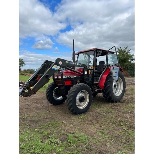 441 - Case 4230 tractor with loader. Runs. Reg P715 ADV. V5