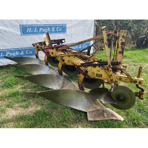 107 - Bamfords 4 furrow auto reset plough, type MD621, s/n NR20912