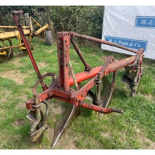 109 - Kverneland 3 furrow Hydrein plough, s/n 84237