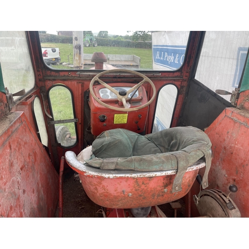 120 - Nuffield 4/65 tractor. Runs & drives, showing 5266 hours, fitted with Lambourne cab, front weight ca... 