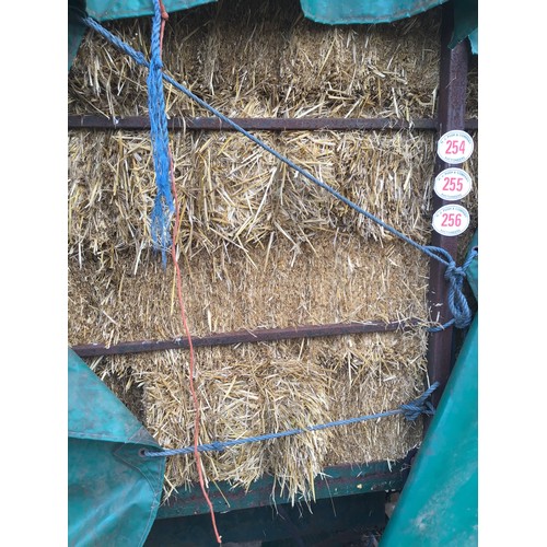 255 - Small bales of straw - approx 50
