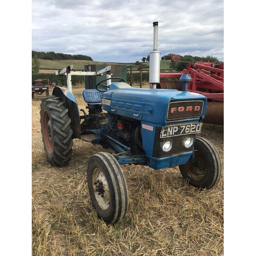 166 - Ford 2000 Pre Force tractor. 1964. Runs & drives, 3444 hours recorded. Reg LNP 762D. No v5