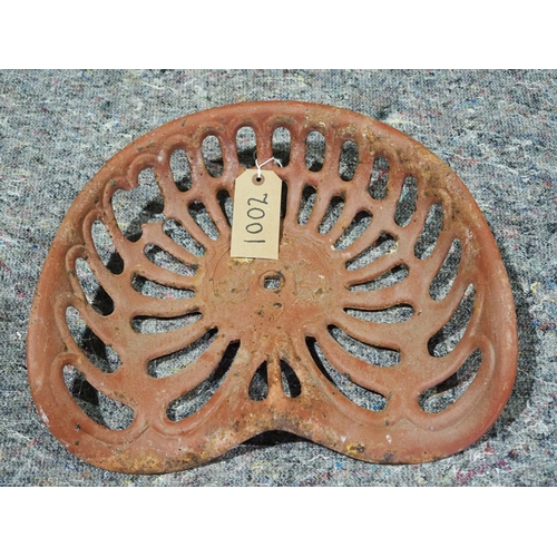 2 - Cast iron seat - Patent 3643 A/F