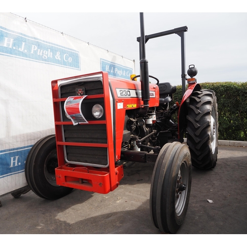 780 - Massey Ferguson 230 tractor. Runs & drives. Showing 2884 hours. Fitted with good rear tyres, roll fr... 