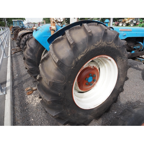 787 - Fordson Super Major tractor. Runs & drives. Fitted with 6 cylinder engine, roll frame & good tyres -... 
