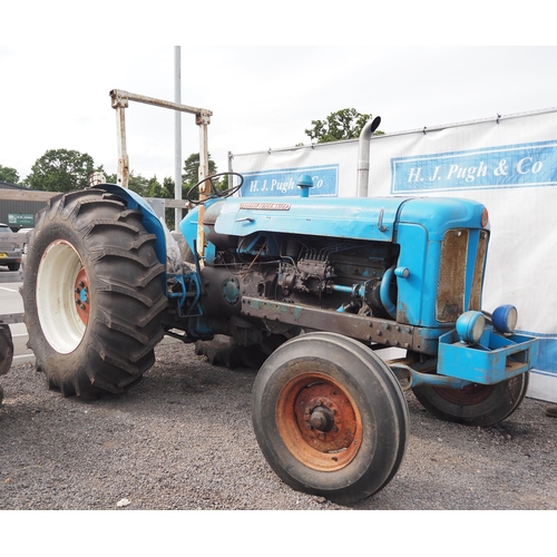 787 - Fordson Super Major tractor. Runs & drives. Fitted with 6 cylinder engine, roll frame & good tyres -... 