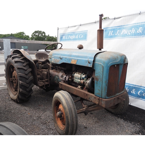 789 - Fordson Major KFD 68 tractor. Runs & drives. In original condition. Good rear tyres.