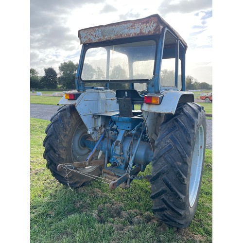 836 - Ford 4000 tractor. Runs and drives. Reg. GNH 512N. Key in office. V5