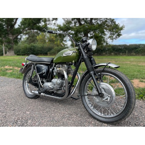 873 - Triumph Trophy TR6 motorcycle. 1970.
Frame No. CD45747
Engine No. CD45747
Property of a deceased est... 