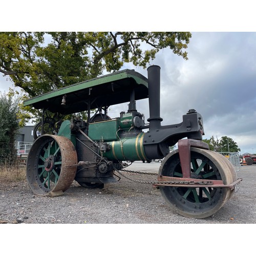 779 - Aveling and Porter 8 Ton C type steam roller. 1925. RM 2114. No- 11336. This roller is complete and ... 