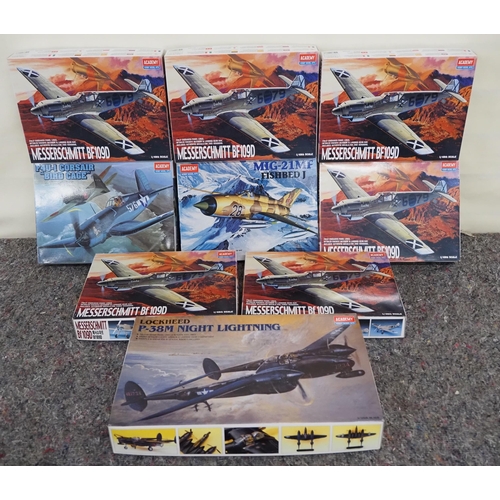 120 - 9 - Academy model aircraft kits