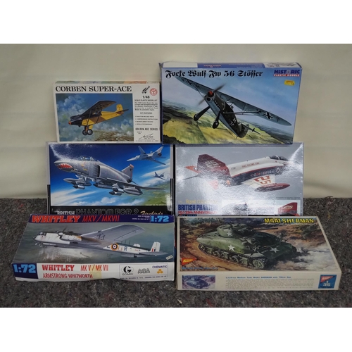 126 - 6 - Assorted model aircraft and tank kits