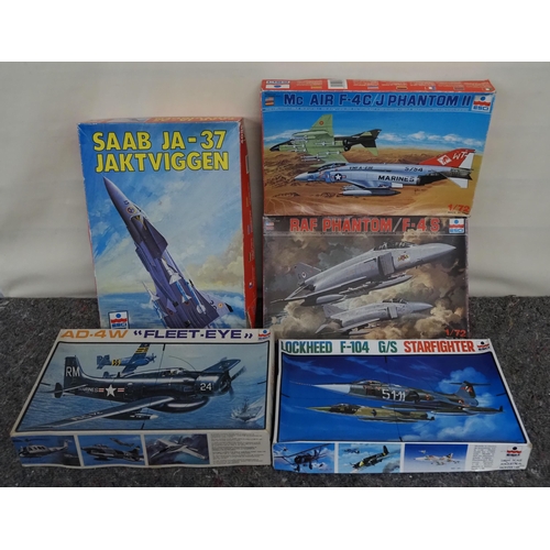 128 - 5 - Esci model aircraft kits
