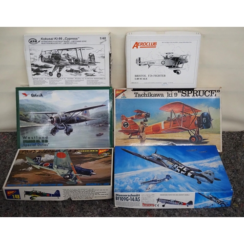 134 - 6 - Assorted model aircraft kits