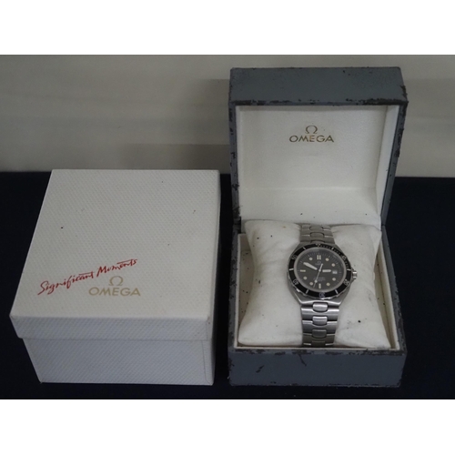 227 - Omega Seamaster professional mens wristwatch in original packaging