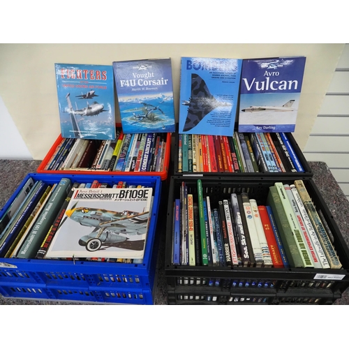 79 - Large quantity of aircraft reference books