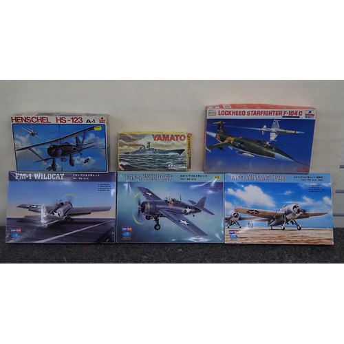 89 - 6 - Model aircraft kits to include Esci and Hobby Boss