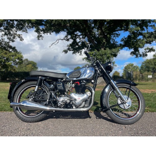 877 - Norton Model 7 motorcycle. 1953.
Frame No. 48112H12
Engine No. 48112H12
This bike is part of the Ian... 
