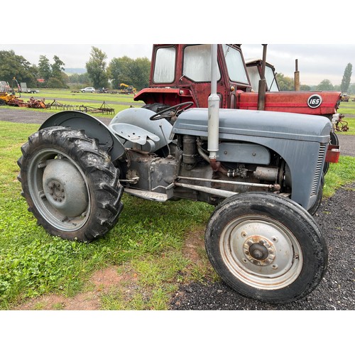 807A - Ferguson TED tractor. Runs and drives