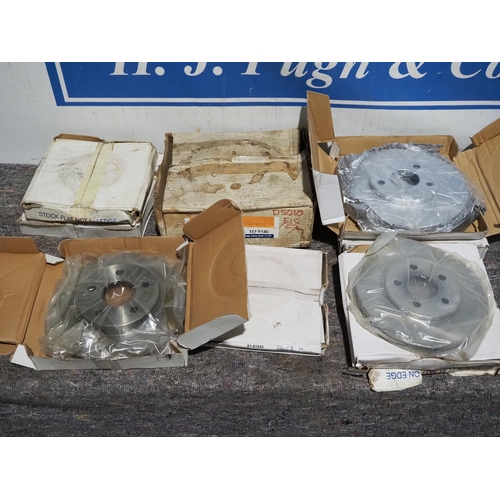 112 - Assorted American brake discs