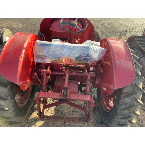 785 - David Brown Cropmaster tractor