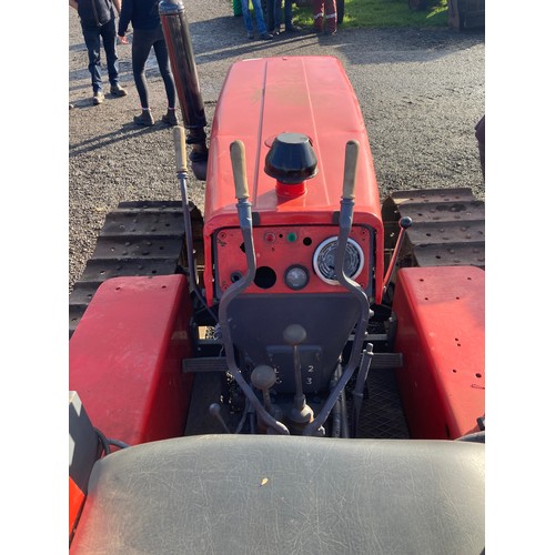 784 - Massey Ferguson 4203 crawler tractor. Good restoration. c/w hydraulics.