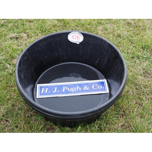 476 - 2- 60L Rubber tubs