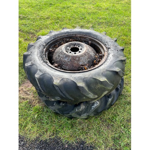 1823 - Massey Ferguson 35/135 rear wheels & tyres