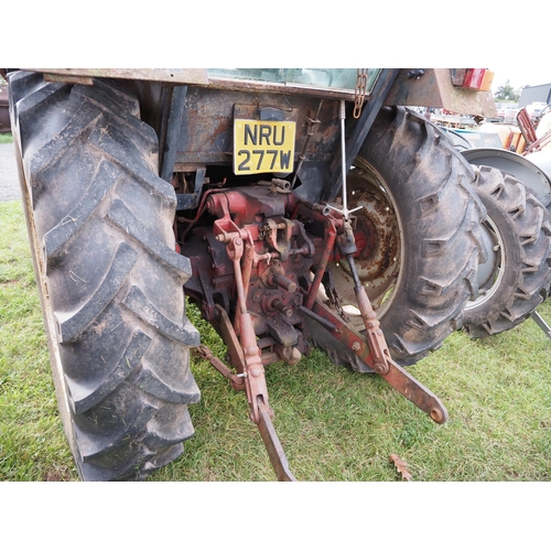 1659 - IH 784 tractor, showing 4689 hours, runs and drives, NRU 277W. Key in office. V5