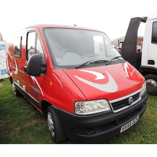 1761 - Fiat Ducato Camper, 2005. Runs and drives. Water tank. MOT January 2023. Reg. SV55 OCN
In very good ... 