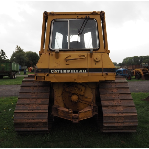 1795 - Caterpillar D4H LCP bulldozer. Runs & drives. Key in office