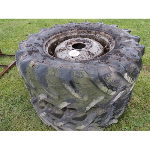 1824 - Massey Ferguson 165 rear wheels & tyres