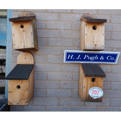 207 - 4 Bird boxes