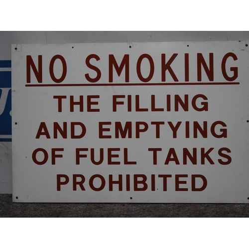 202 - No Smoking Sign
