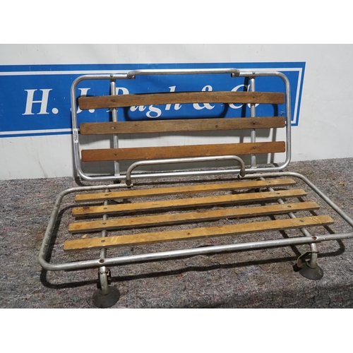 231 - 2 MGB luggage racks