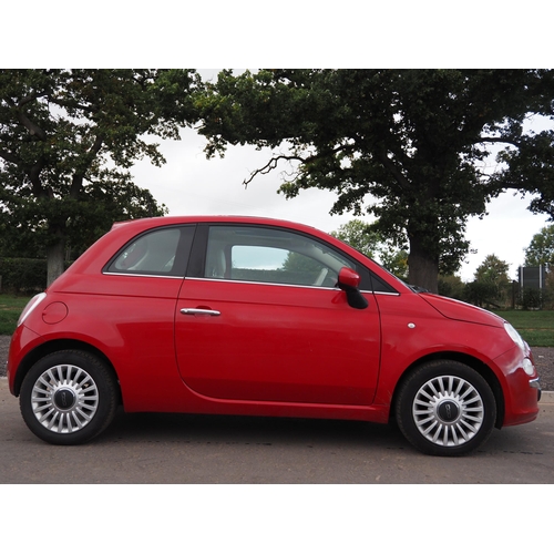 338 - Fiat 500 Lounge S-A 1242cc, 2014. Runs and drives, MOT until 17.1.23.  CAT N. Reg LB63 CJF, V5 and k... 