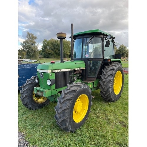 1805 - John Deere 2650 4x4 tractor