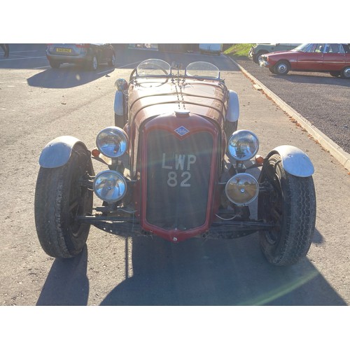 353 - Riley 2 Seater open top saloon. 1953.  Has been fitted with a Ford 1.6l Pinto engine, Comes with spa... 