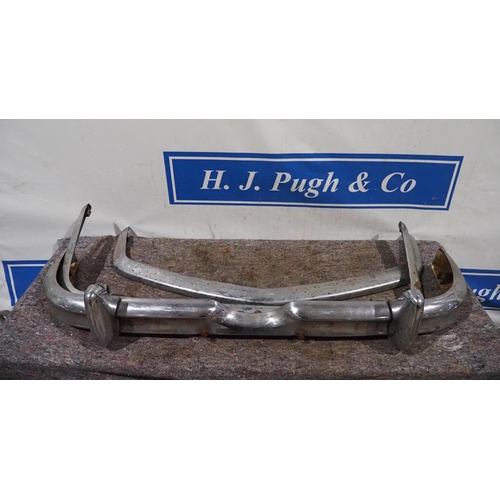 439 - Jaguar and Triumph front bumpers