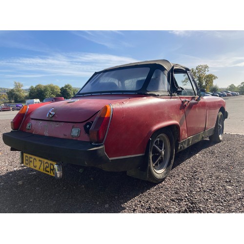 355 - MG Midget . 1977. 1491cc. Runs and drives but needs attention. Reg BFC 712R. . Keys.