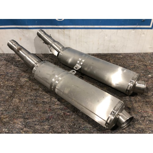 601 - 2 Aprilia exhaust pipes