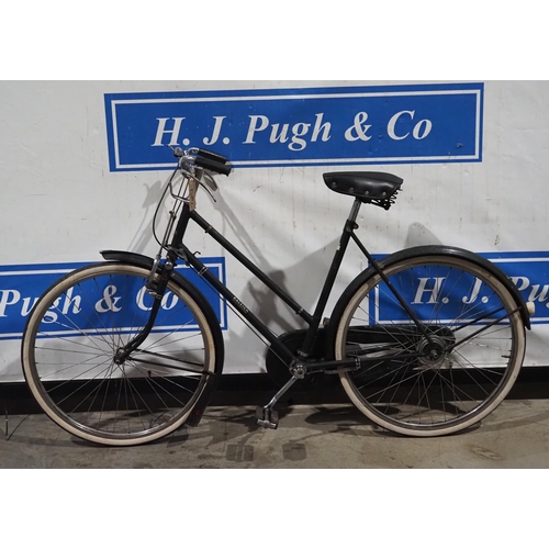 620 - Raleigh ladies bicycle