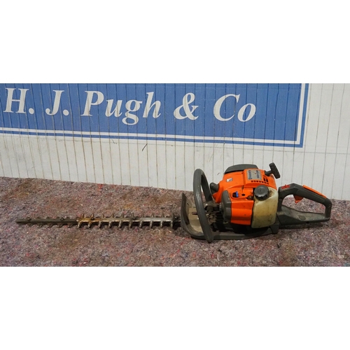 336 - Husqvarna 323HD60 hedge cutter