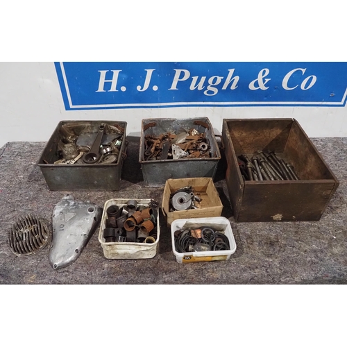 635 - Assorted British motorcycle spares to include bearings and engine parts etc.