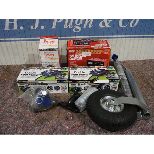 359 - Battery chargers, foot pumps, jockey wheel and tow balls