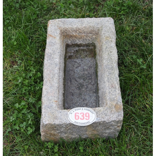 639 - Granite trough 22