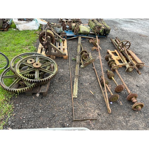 664A - Workman Cider press dismantled. Believed 1 of only 2 ever made. This press is believed to be complet... 