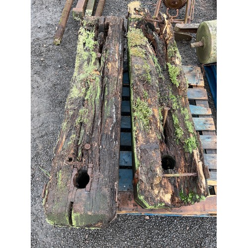 664A - Workman Cider press dismantled. Believed 1 of only 2 ever made. This press is believed to be complet... 