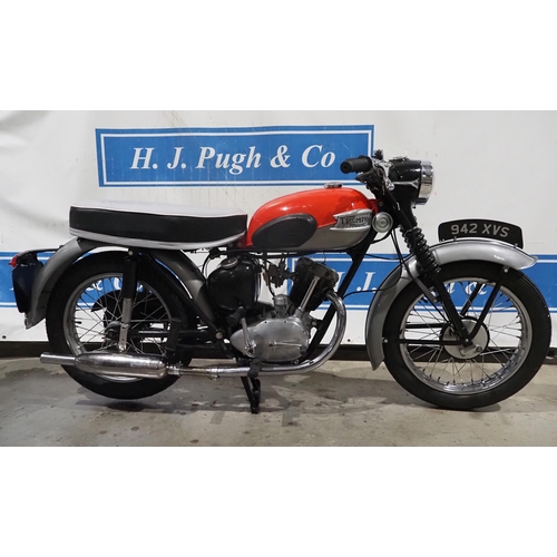 897 - Triumph T20 Tigercub motorcycle. 1959. 199cc
Engine no. T2054004
Runs and rides 
Reg. 942 XVS. V5 an... 